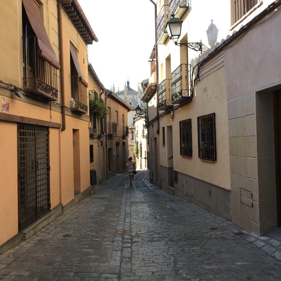 Apto El Clavo-Con Parking Gratis Toledo Exterior foto